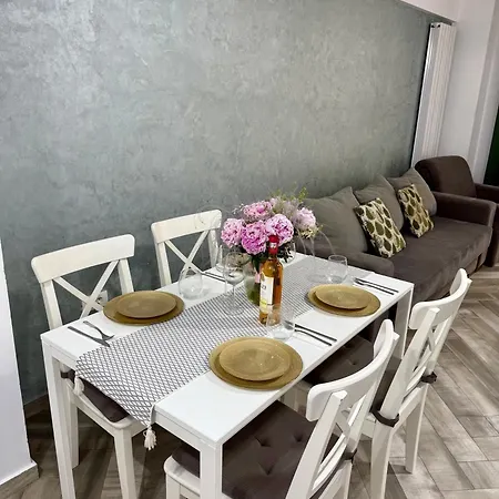Lägenhet Myamar Premium Mamaia